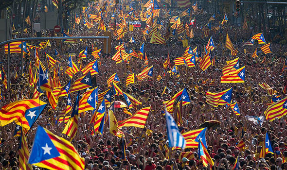 USD подрос после референдума в Каталонии