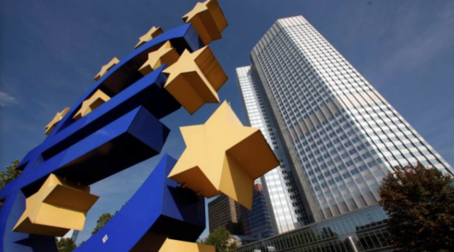 EUR в минусе после выборов в Германии