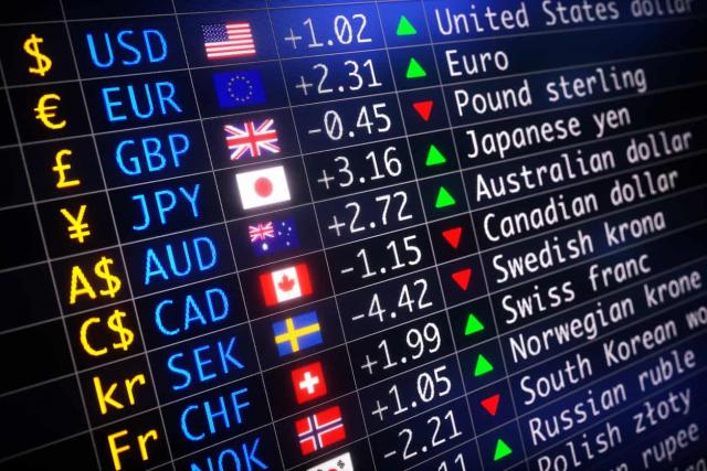 USD снизился, EUR укрепился